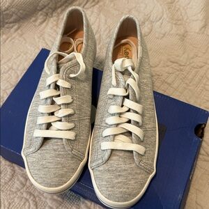 NIB ‎Keds Women Kickstart Gray Tennis Shoes Size 7 US